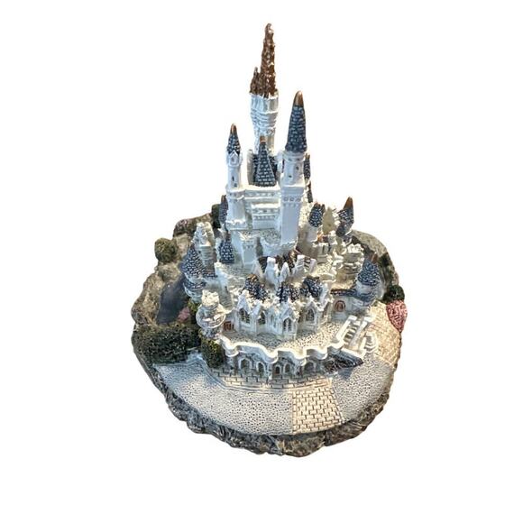 Rare Retired Walt Disney Sculpted Cinderella Castle Autographed - Picture 3 of 6